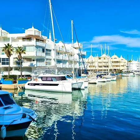 Pleasant With Sea View In Benalmadena, 30 M², Pool Apartment Benalmádena