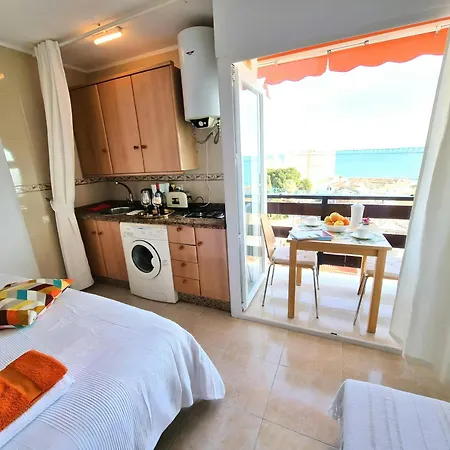 Pleasant With Sea View In Benalmadena, 30 M², Pool